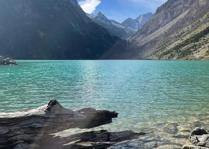 Centre Ville, Vue Montagne Et Au Pied Du Torrent, 1 Acces Par Jour *